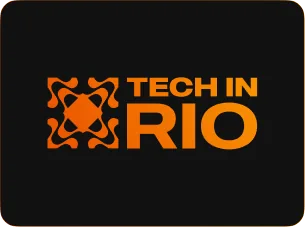 Cartão preto com o logotipo Tech in Rio em laranja
